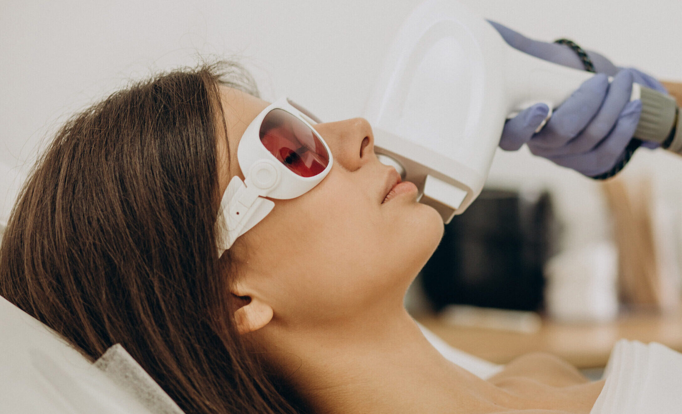 laser epilation hair removal therapy scaled e1726050261306